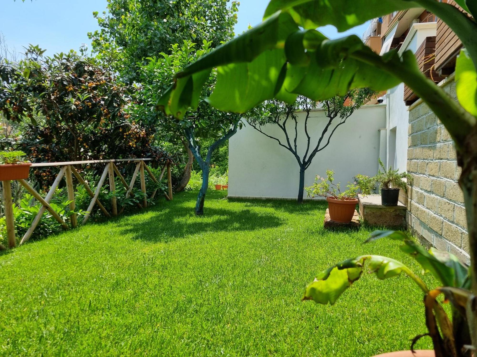 Appartamento Villa Maria Near Policlinico Gemelli Рим Екстер'єр фото